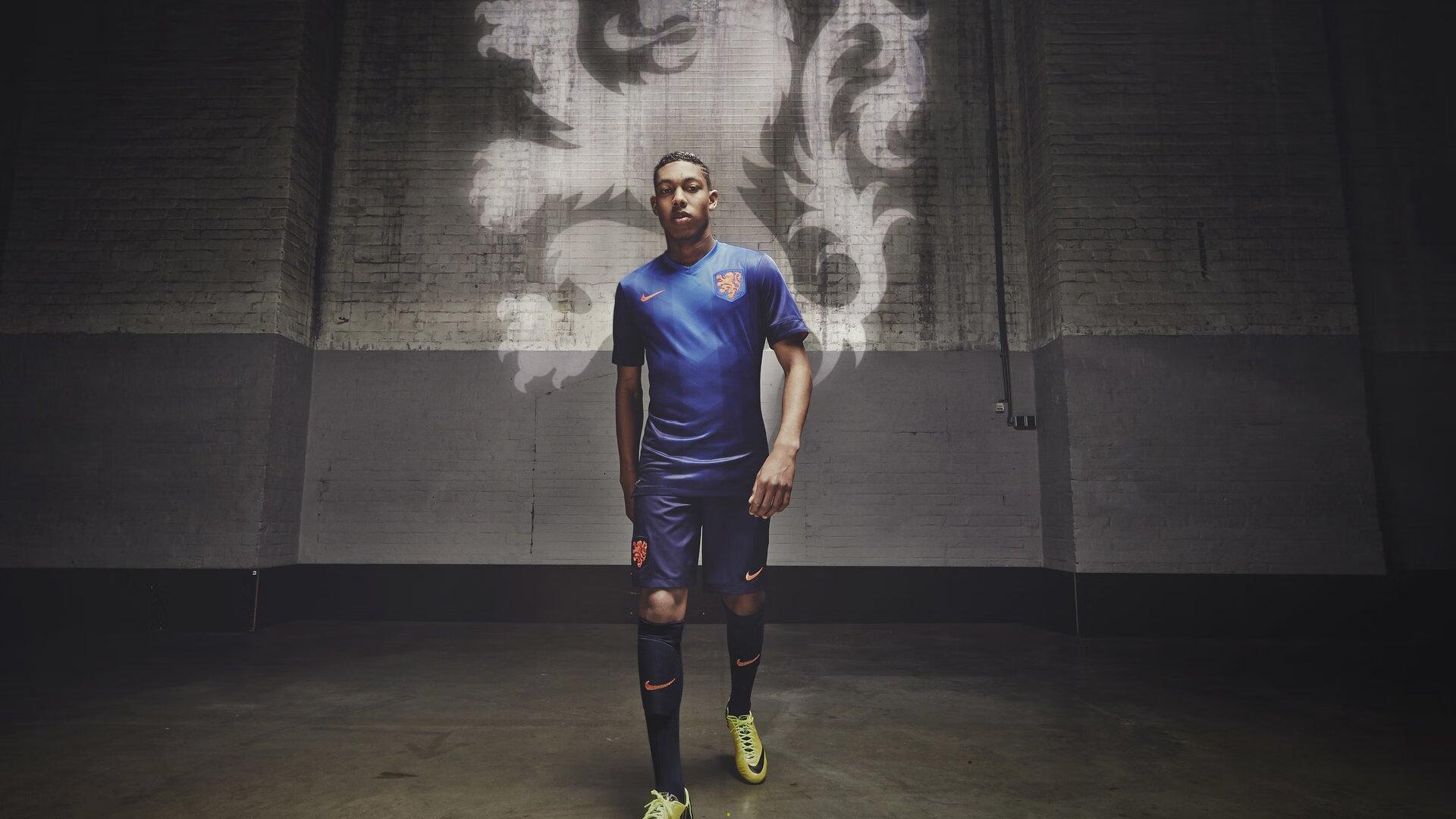 英雄联盟全球总决赛，巅峰对决引爆电竞热潮：500万网彩票