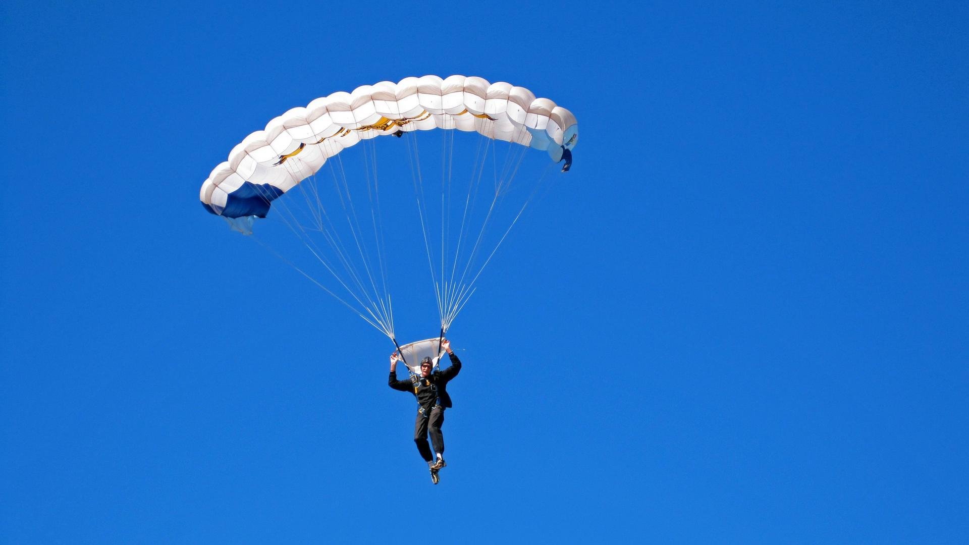 体育教育改革新举措,校园运动课程全面升级,助力青少年全面发展