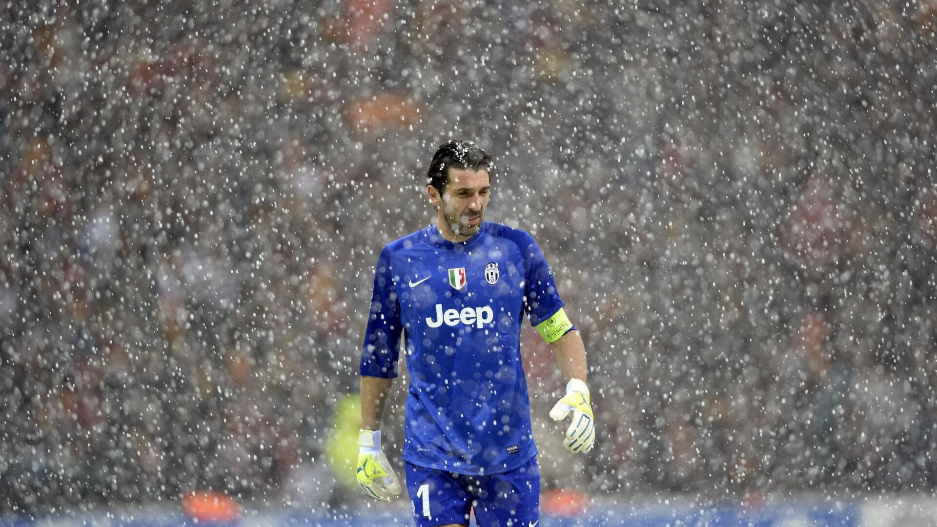 纳达尔强势回归红土赛场,法网前景引热议